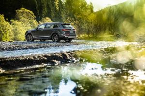 Audi SQ7 TFSI 2020 года  (WW)